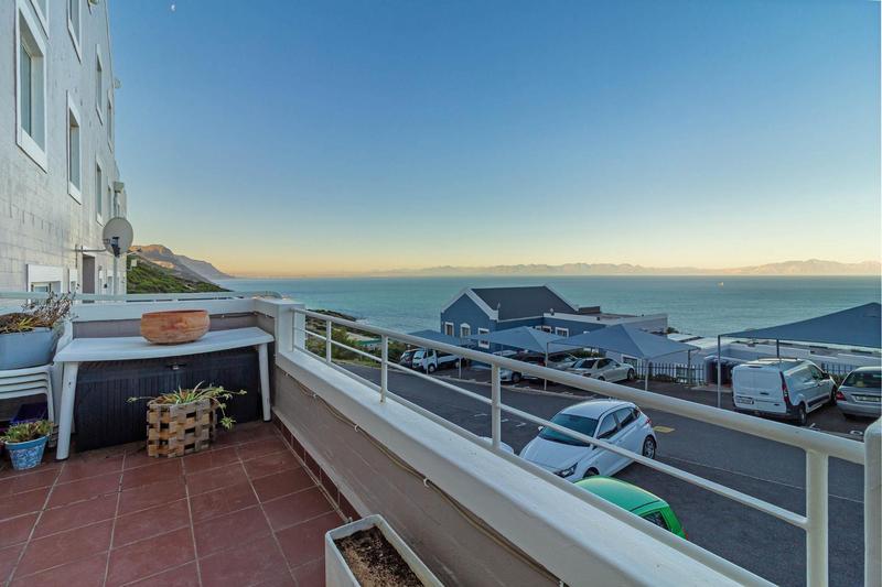 3 Bedroom Property for Sale in Simons Town Western Cape